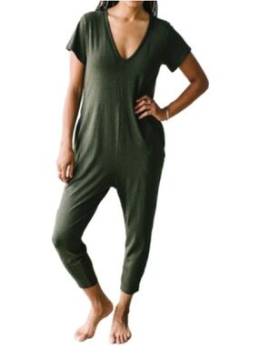 Smash and tess Sunday romper in green xs